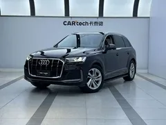 2022 Audi Q7 45 TFSI quattro S line Sport, чёрный — фото 1