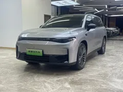2024 Leapmotor C16 EREV 200 Premium — фото 1