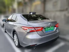 2021 Toyota Camry 2.0G Luxury — фото 4