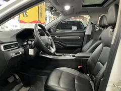 2022 Geely Emgrand 4th Gen 1.5L CVT Premium, белый — фото 5