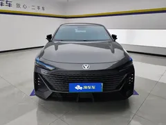 2023 Changan UNI-V iDD PHEV 1.5T 113km — фото 2