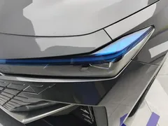 2023 Changan UNI-V iDD PHEV 1.5T 113km — фото 5