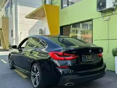 2022 BMW 6 Series GT 630i M Sport Package, чёрный — фото 7