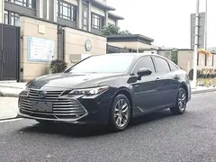 2019 Toyota Avalon Hybrid 2.5L Luxury, чёрный — фото 1