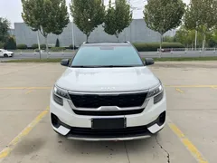 2021 Kia Seltos 1.5L CVT Trend, белый — фото 2