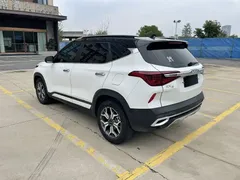 2021 Kia Seltos 1.5L CVT Trend, белый — фото 5