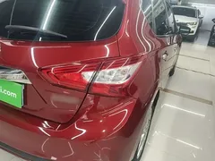 2021 Nissan Tiida 1.6L CVT — фото 8
