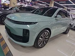 2025 Li Auto L6, зелёный — фото 1