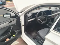 2023 Volkswagen Sagitar 280TSI DSG Exceed, белый — фото 17