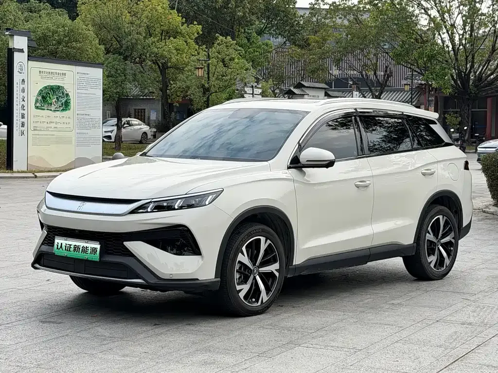 2026 BYD Song Pro DM-i PHEV 301km