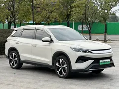 2026 BYD Song Pro DM-i PHEV 301km, белый — фото 3