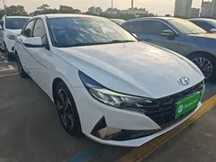 2022 Hyundai Elantra 1.5L CVT LUX Premium, белый — фото 4