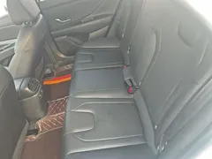 2022 Hyundai Elantra 1.5L CVT LUX Premium, белый — фото 17