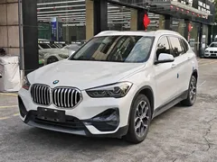 2021 BMW X1, белый — фото 1