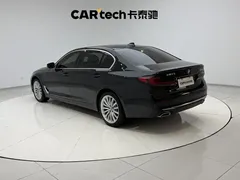 2023 BMW 5 Series 530Li Premium Luxury Package, чёрный — фото 7