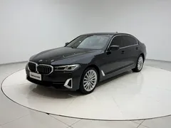 2023 BMW 5 Series 530Li Premium Luxury Package, чёрный — фото 20