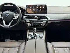 2023 BMW 5 Series 530Li Premium Luxury Package, чёрный — фото 25