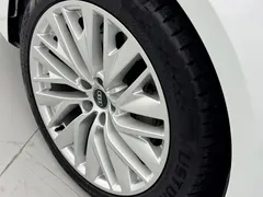 2024 Audi A7L 45TFSI S-line, белый — фото 24