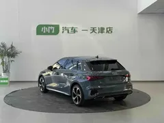 2022 Audi A3 Sportback 35 TFSI RS Package — фото 2