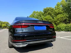 2022 Audi A8L 50 TFSI quattro Comfort Collector's Edition, чёрный — фото 8