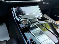 2022 Audi A8L 50 TFSI quattro Comfort Collector's Edition, чёрный — фото 12