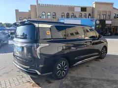 2023 Hongqi HQ9 2.0T — фото 8