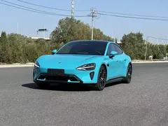 2024 Xiaomi SU7 RWD Long Range Smart Driving, синий — фото 3