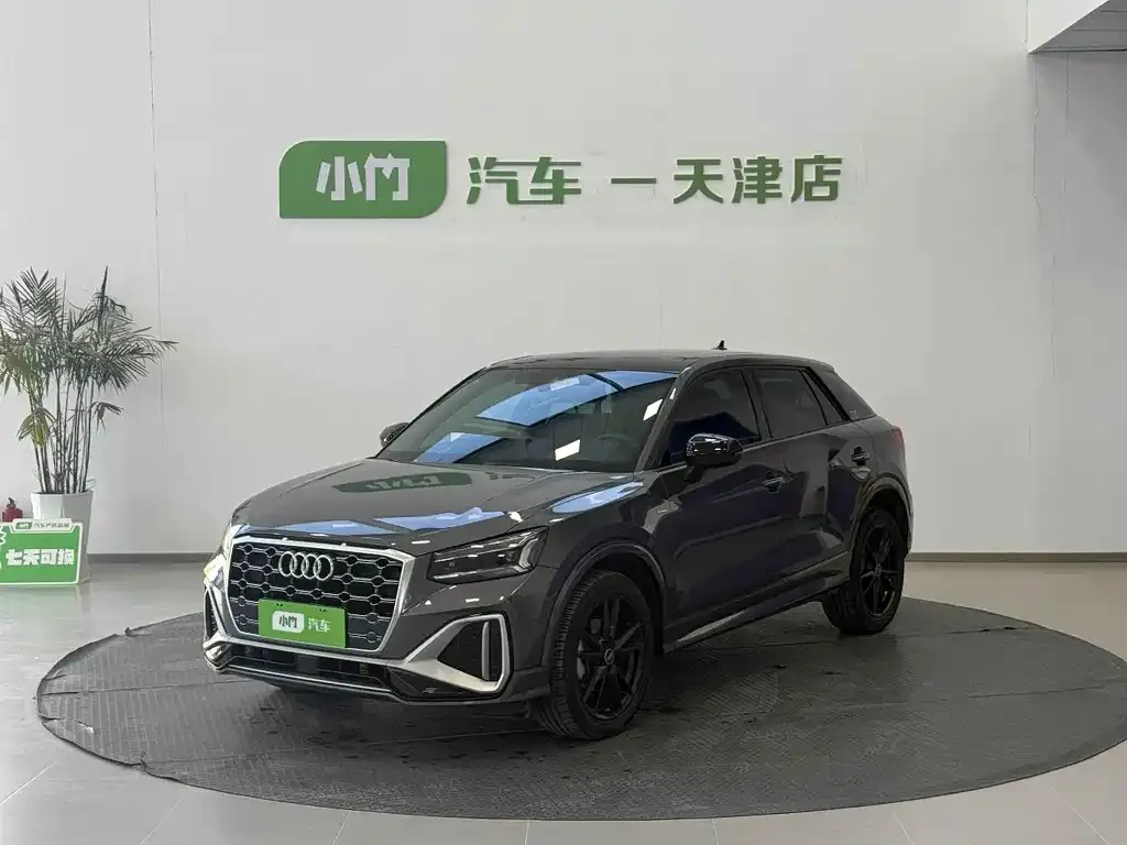 2022 Audi Q2L 35 TFSI Sport