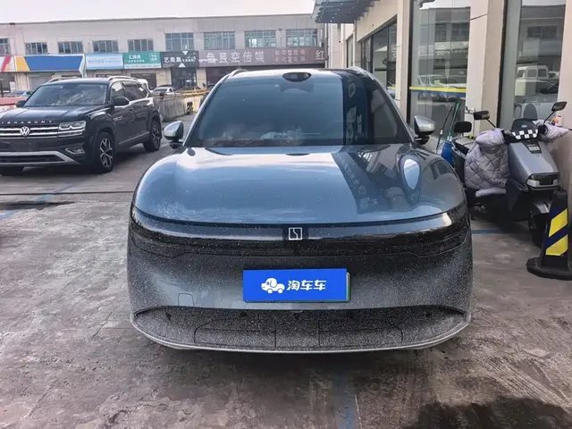 2025 Zeekr 7X 100kWh Long Range RWD Smart Driving