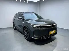 2024 Aito M7 1.5T Smart Driving 4WD Pro 5, чёрный — фото 4