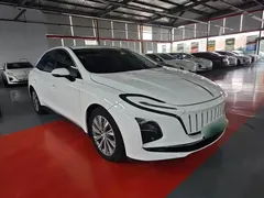 2024 Hongqi E-QM5 450km Mobility, белый — фото 4