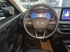 2024 Hongqi E-QM5 450km Mobility, белый — фото 11