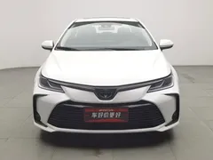 2021 Toyota Corolla TNGA 1.5L CVT Elite, белый — фото 3