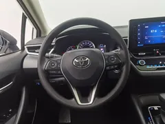 2021 Toyota Corolla TNGA 1.5L CVT Elite, белый — фото 11
