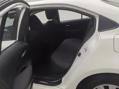 2021 Toyota Corolla TNGA 1.5L CVT Elite, белый — фото 15