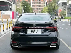 2022 Toyota Avalon 2.5L Touring Premium, чёрный — фото 13
