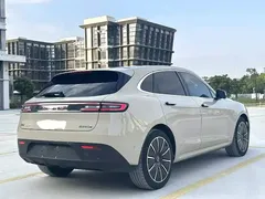 2023 Aito M5 EV 4WD Smart Driving, белый — фото 8