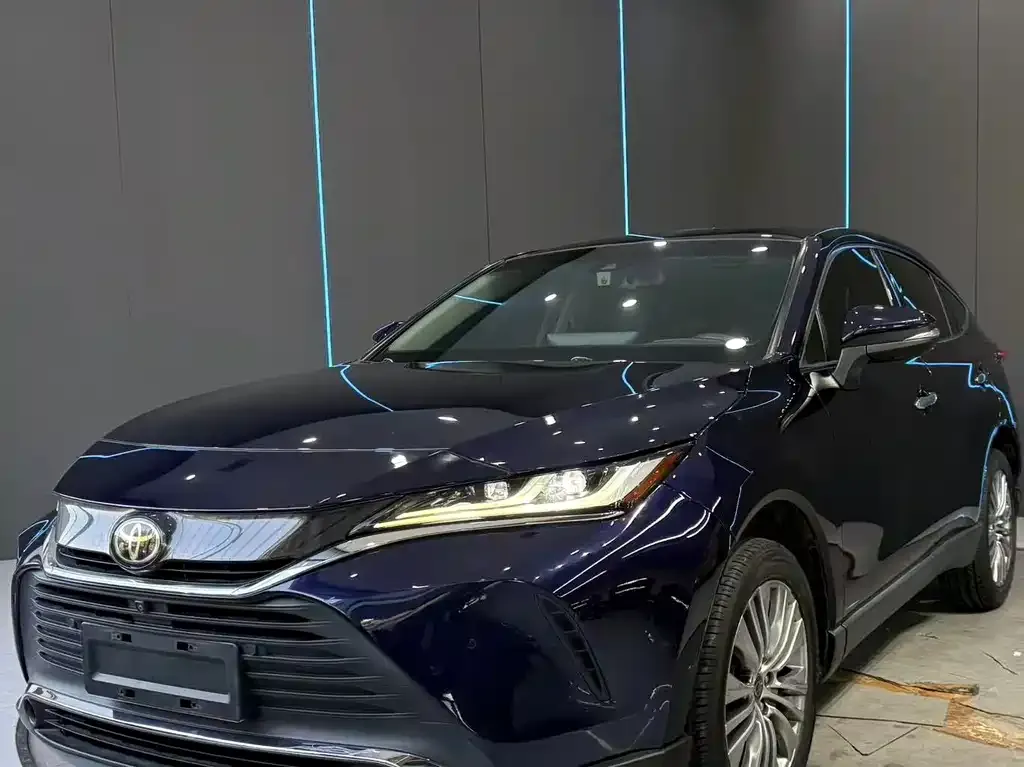2022 Toyota Harrier 2.0L CVT 2WD Premium