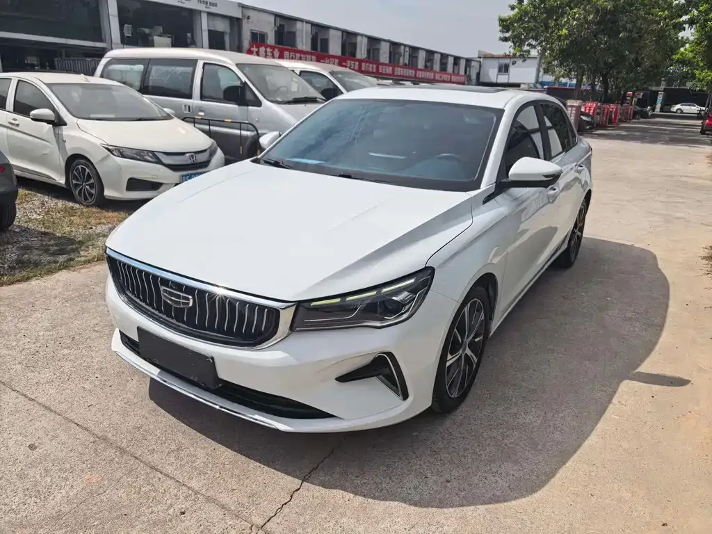 2022 Geely Emgrand 4th Gen 1.5L CVT Luxury