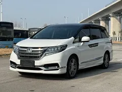 2019 Honda Elysion 2.0L Hybrid Luxury, белый — фото 3