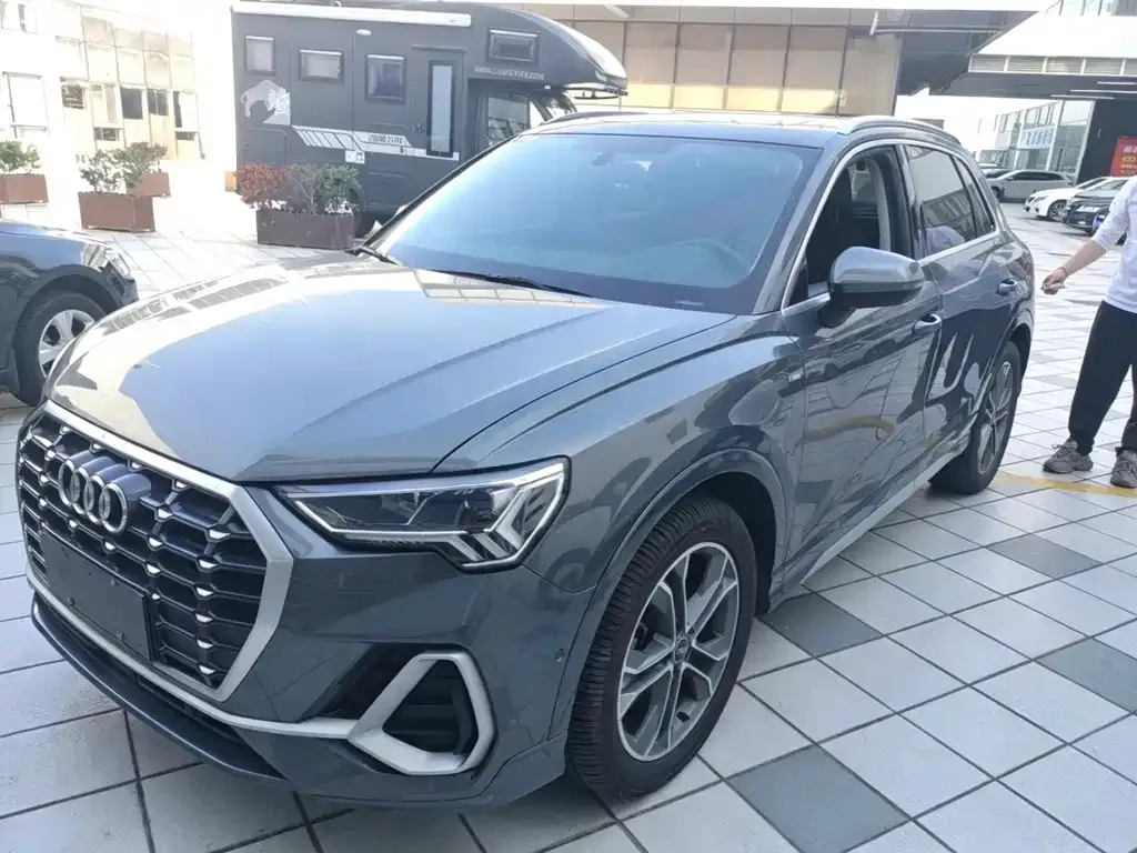 2022 Audi Q3 35 TFSI Fashion Dynamic