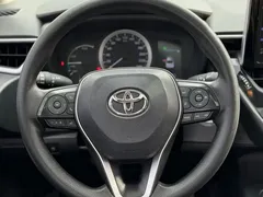 2021 Toyota Corolla Hybrid 1.8L E-CVT Elite, белый — фото 16