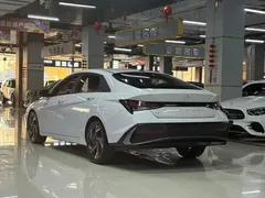2023 Hyundai Elantra 1.5L CVT GLX Elite, белый — фото 11