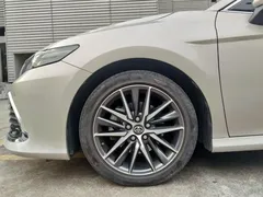 2021 Toyota Camry 2.5G Luxury — фото 20