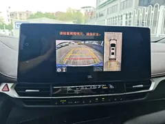 2021 Toyota Sienna 2.5L Hybrid Platinum, белый — фото 10