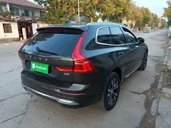 2022 Volvo XC60 4WD Zhiyi Luxury — фото 7