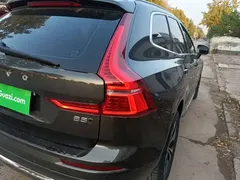 2022 Volvo XC60 4WD Zhiyi Luxury — фото 8