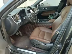 2022 Volvo XC60 4WD Zhiyi Luxury — фото 15