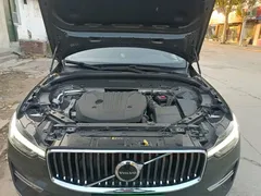2022 Volvo XC60 4WD Zhiyi Luxury — фото 20