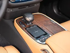 2021 Lexus LS 500h Excellence — фото 15